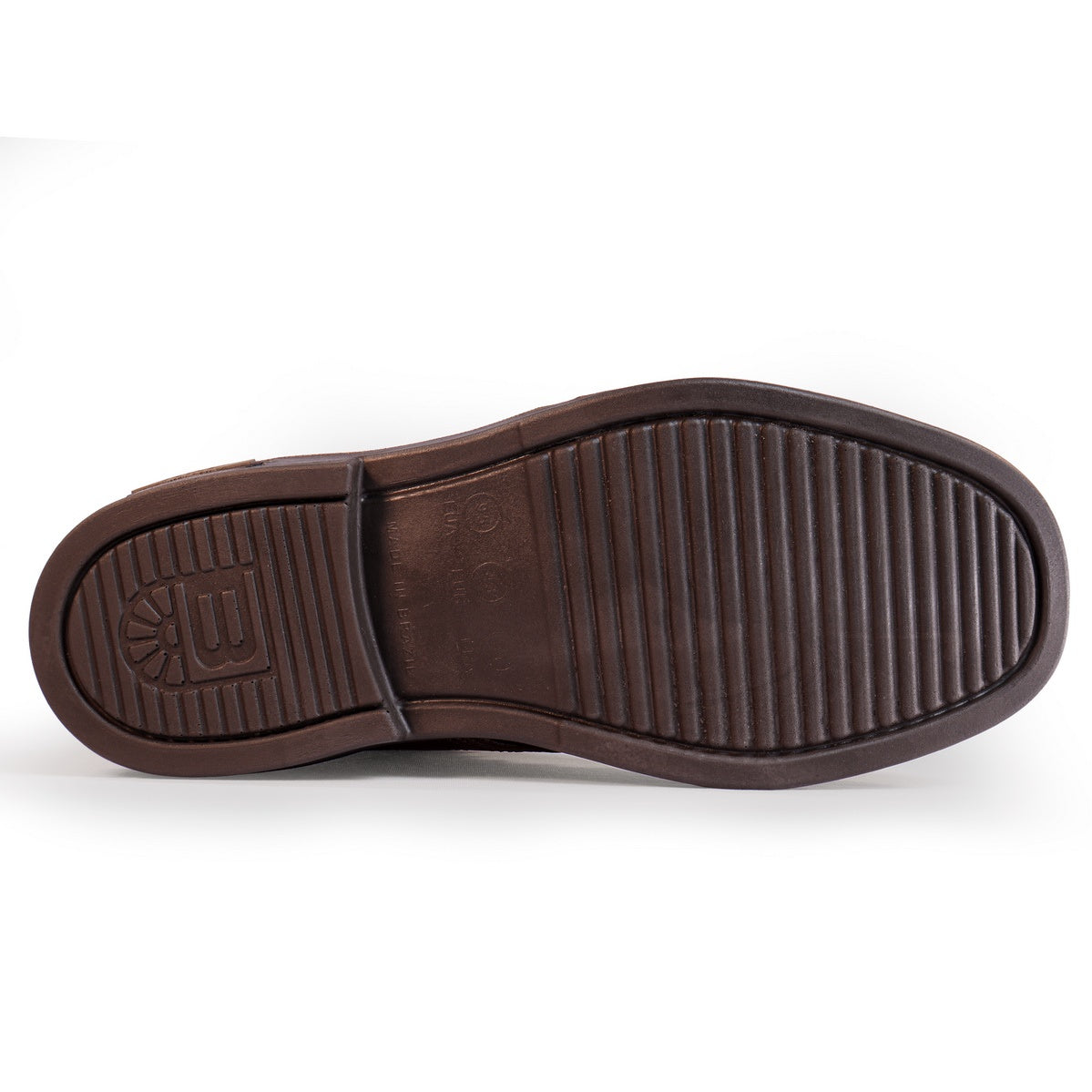 Solado de sapato marrom com textura antiderrapante e logo gravado